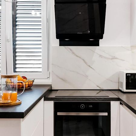Apartment Bozic Омиш Экстерьер фото